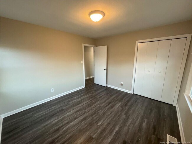 Building Photo - 2238 Hope Mills Rd