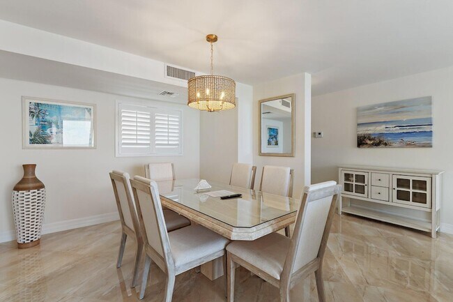 Building Photo - 400 Ocean Trail Way