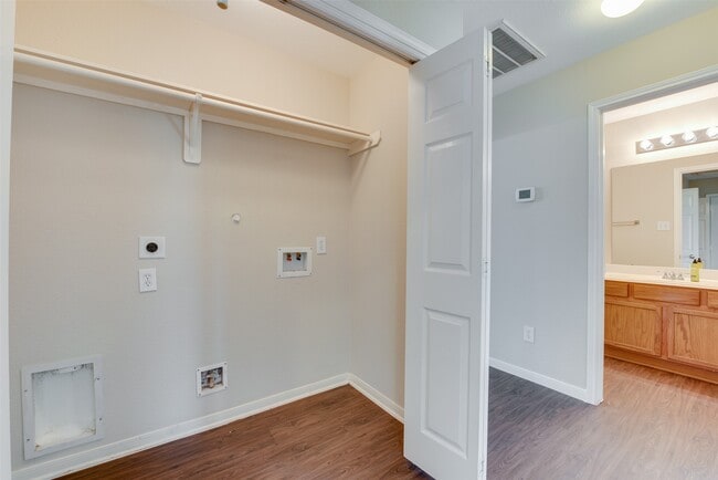 Building Photo - 19310 Golden Cactus Ln