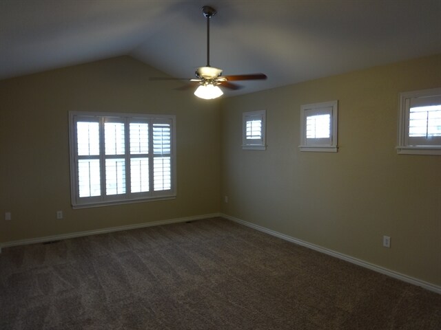 Building Photo - 439 Longspur Dr