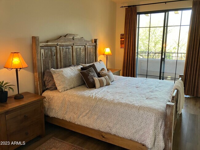 Building Photo - 36601 Mule Train Rd