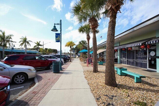 Building Photo - 85 Orange St