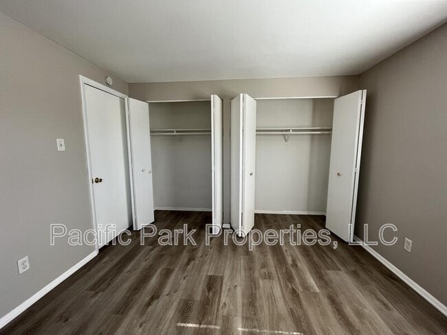 Building Photo - 11020 McDowell Dr
