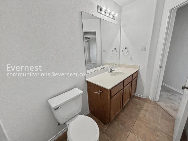 Building Photo - Charming 4-Bedroom Haven with Fireplace and Serene Outdoor Living / Pet-Friendly / Available Now!