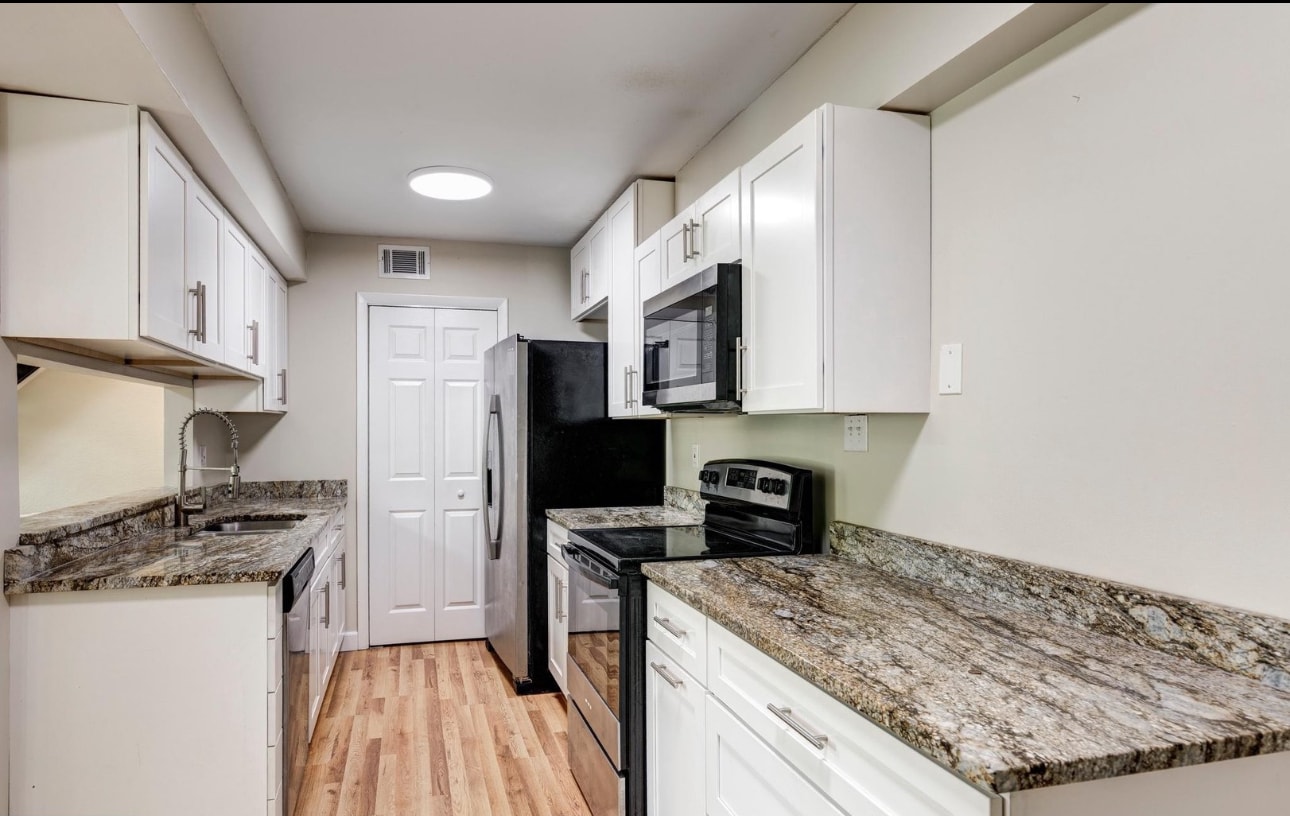 Building Photo - 133 Hammershire Rd