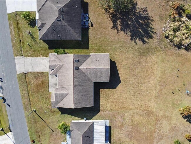 Building Photo - 978 Alsace Dr