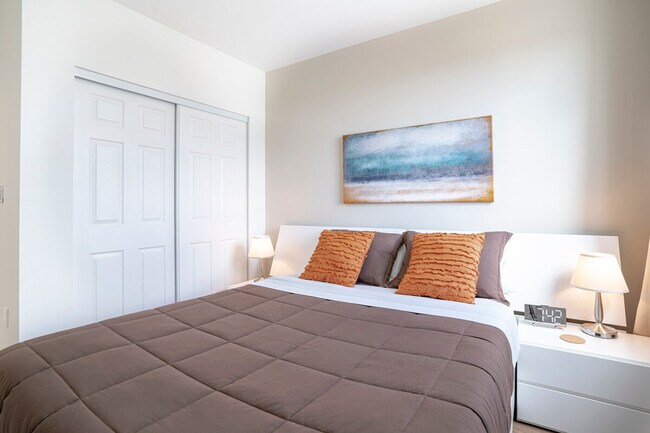 Building Photo - 3256 SW 22nd Terrace