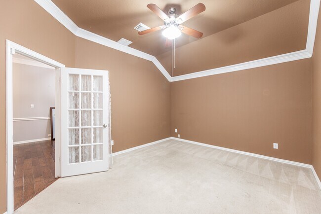 Building Photo - 8819 Rocky Knoll Ln