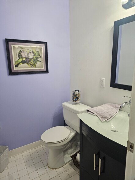 Building Photo - 1622 Rivers Edge