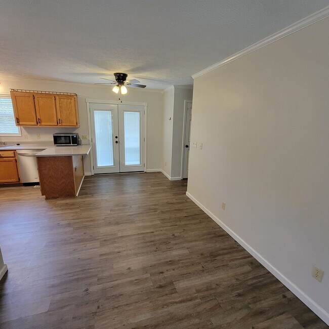 Building Photo - 3 Bed, 2 Bath Rental Home-Cookeville