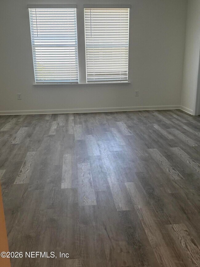 Building Photo - 413 Rosemont Dr