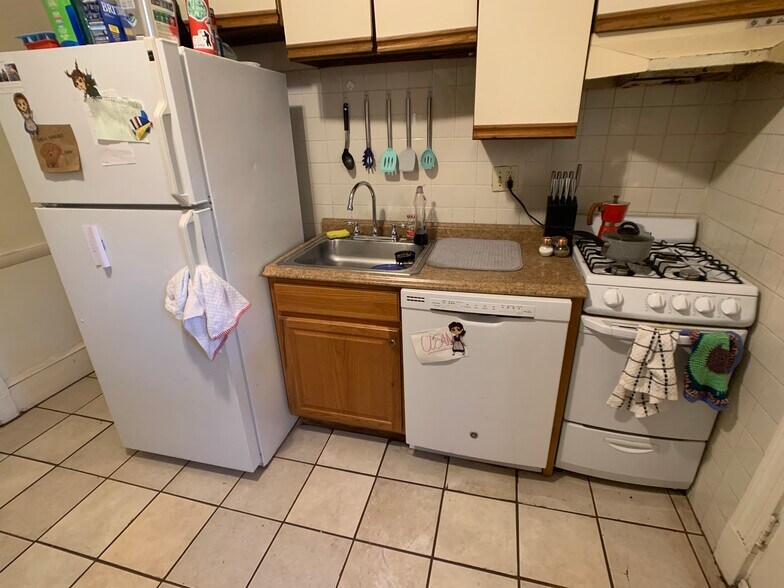 unit 2 - 1353 Commonwealth Avenue