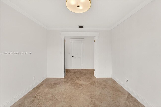 Building Photo - 3000 SW 130th Ave