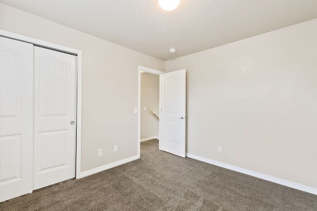 Building Photo - Spacious 3-Bedroom Home with Central A/C Near Fort Carson & Peterson