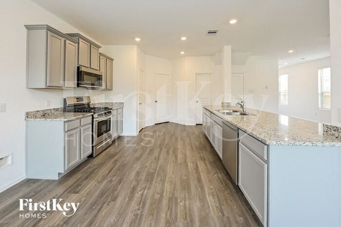 Building Photo - 6221 Arcadia Sound Ln