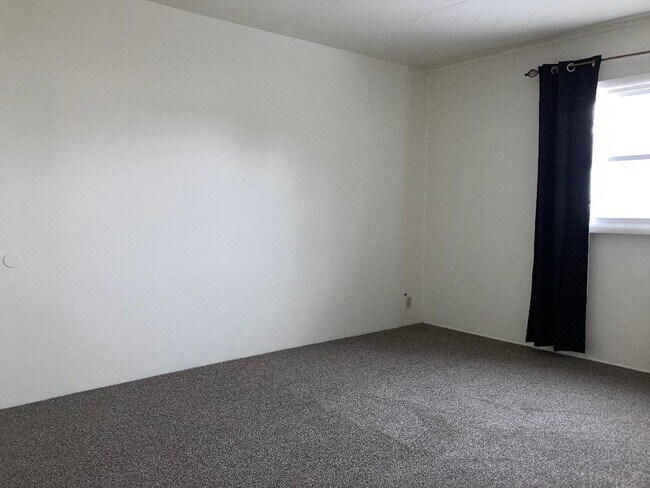 Building Photo - 2707 Princeton Ave