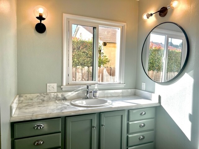 Building Photo - 1710 Clearview Rd