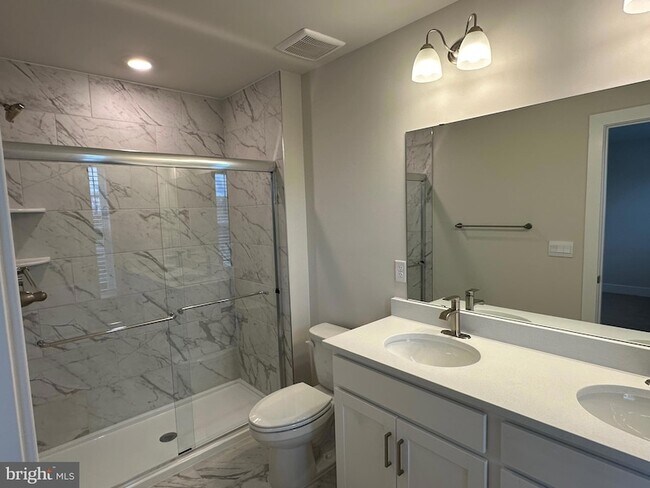 Building Photo - 1801 Harvest Dr