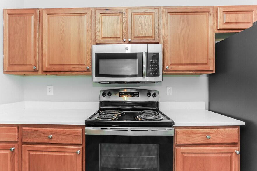 Building Photo - 1555 Persimmon Trace