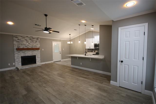 Building Photo - 5406 Yaupon Dr