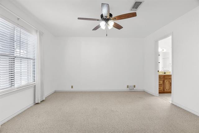Building Photo - 924 W Kiowa Dr