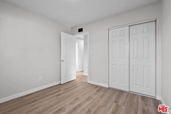 Building Photo - 16855 Donmetz St