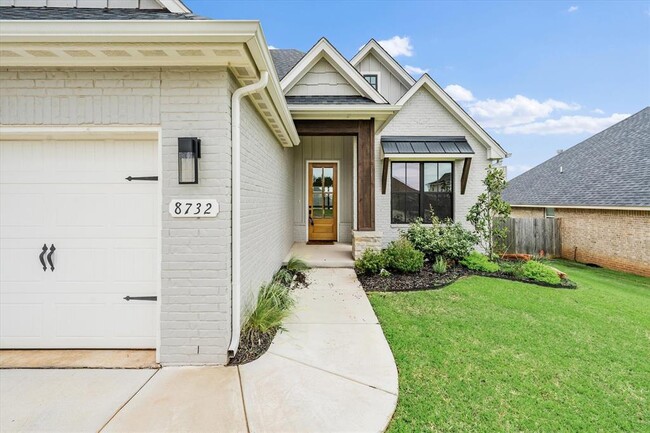 Building Photo - 8732 Beechgrove Dr