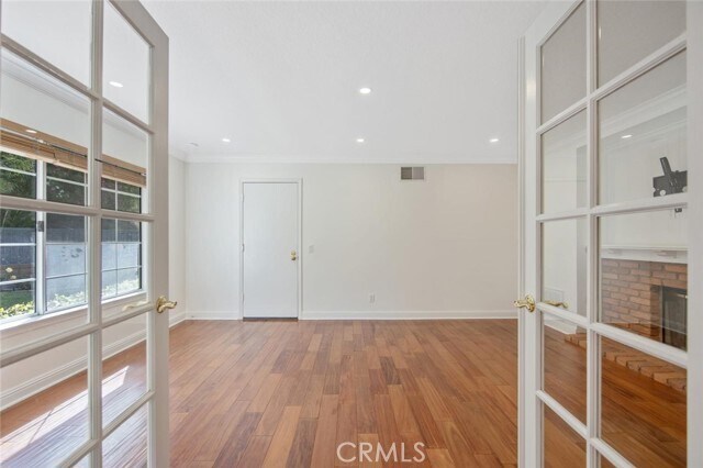 Building Photo - 5974 Ruthwood Dr