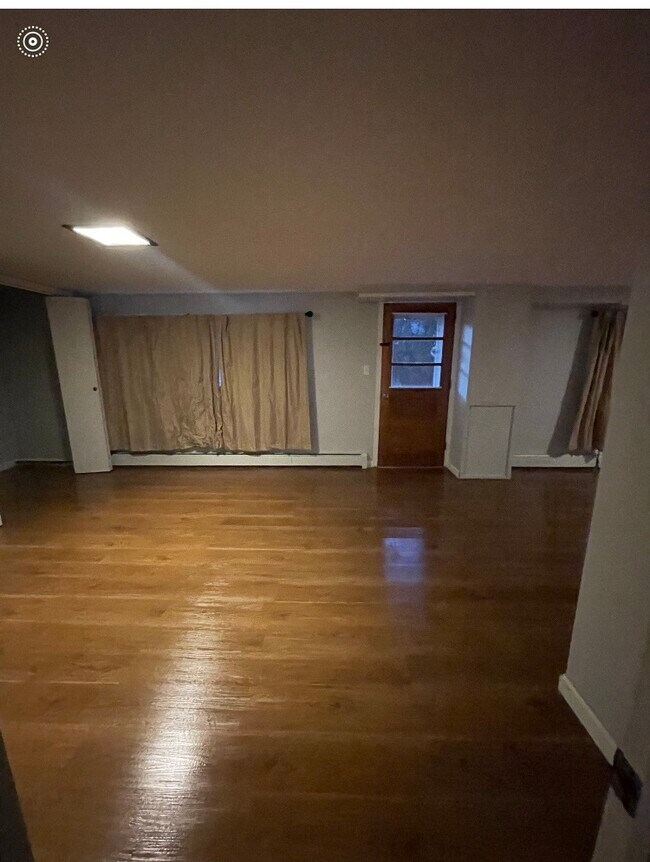 Building Photo - 1009 Beechwood Ln