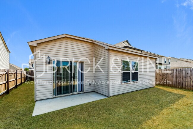 Building Photo - 9336 Hoffman Pl