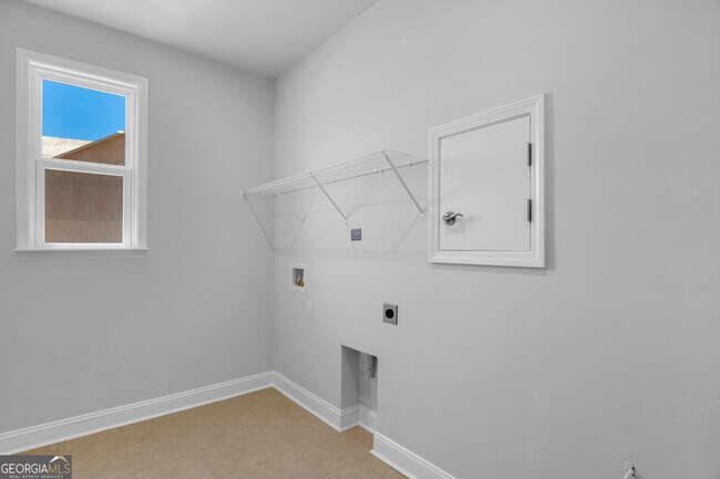 Building Photo - 267 Dendron Dr