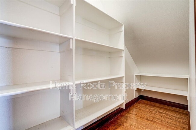 Building Photo - 7135 Sunset Ridge Cir