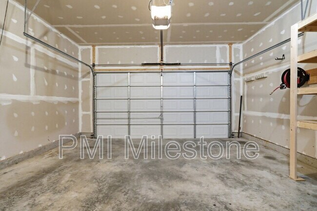 Building Photo - 371 Lookout Mountain Ct