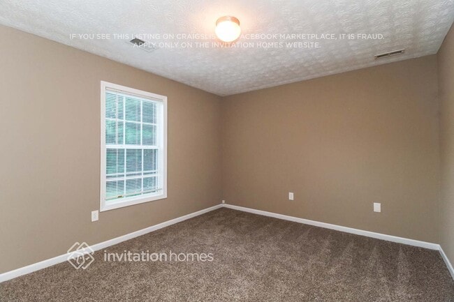 Building Photo - 200 Shadowbrook Dr