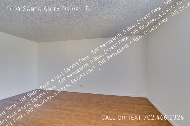 Building Photo - 1404 Santa Anita Dr