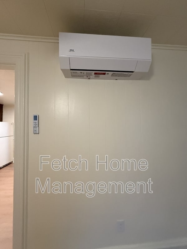 Building Photo - 243 Old Leacock Rd