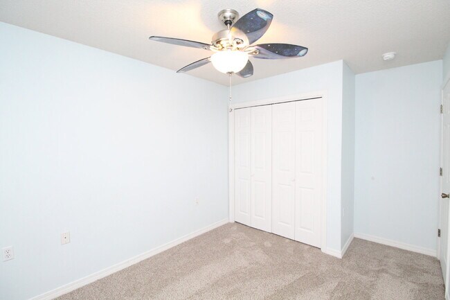 Building Photo - Charming 2BD/2BA Cottage in the Cottages a...