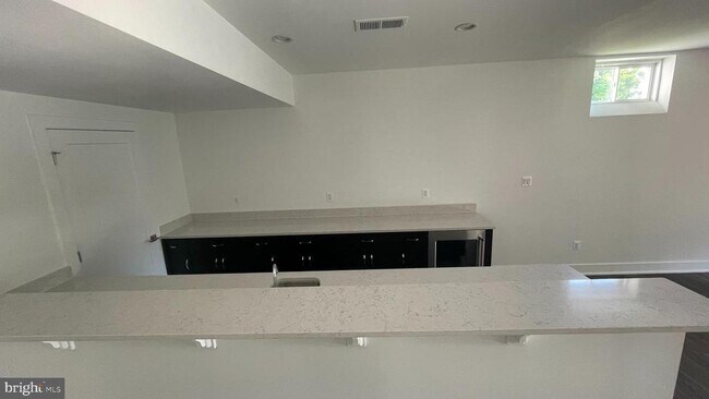 Building Photo - 24827 Yellow Poplar Pl