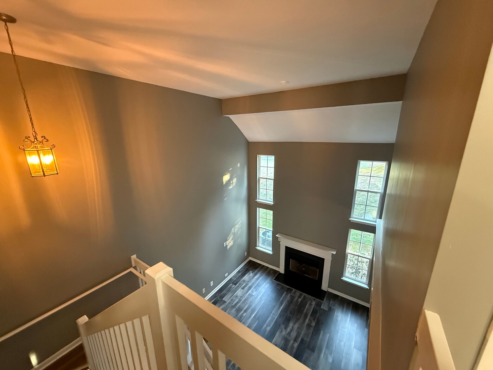 Building Photo - 225 Blue Robin Way