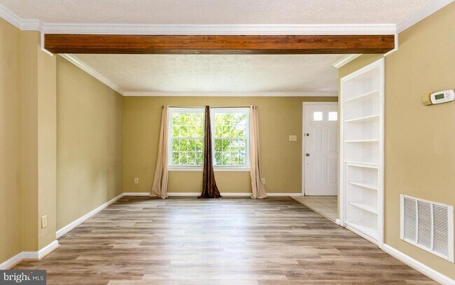 Building Photo - 6707 Ammendale Way