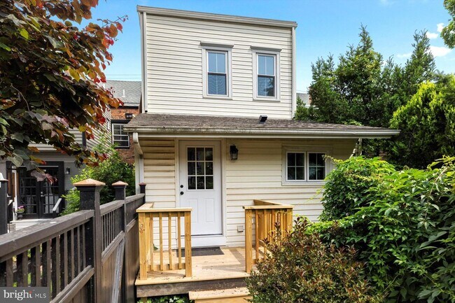 Building Photo - 51 Coryell St