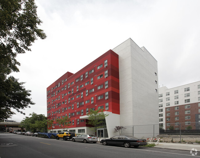 Building Photo - 40 Vanderbilt
