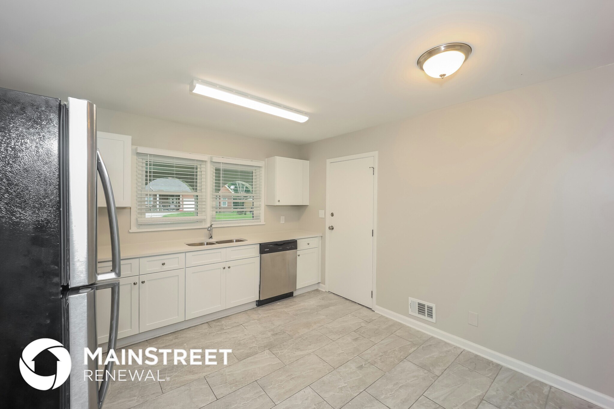 Building Photo - 2595 Foxlair Trail