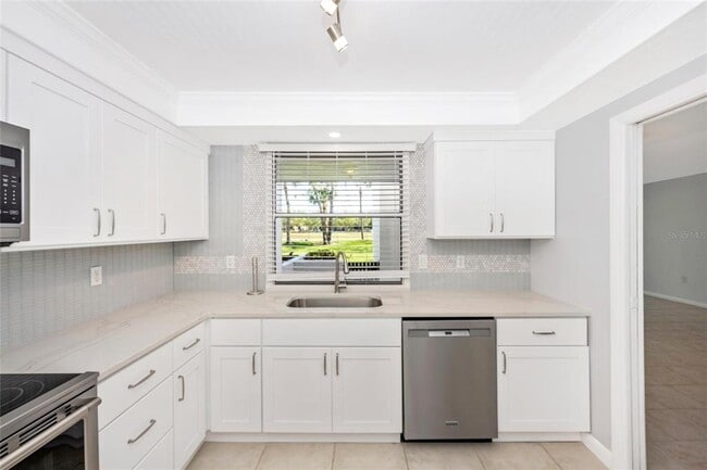 Building Photo - 5052 Marsh Field Rd