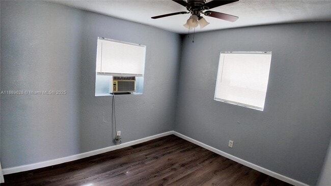 Building Photo - 620 NW 16th Ave