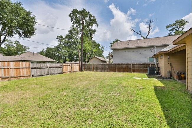Building Photo - 6615 Goldspier St