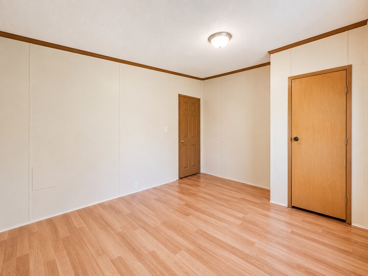 Building Photo - 4238 Daffodil Cir