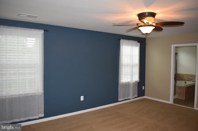 Building Photo - 15454 Gossoms Store Ct