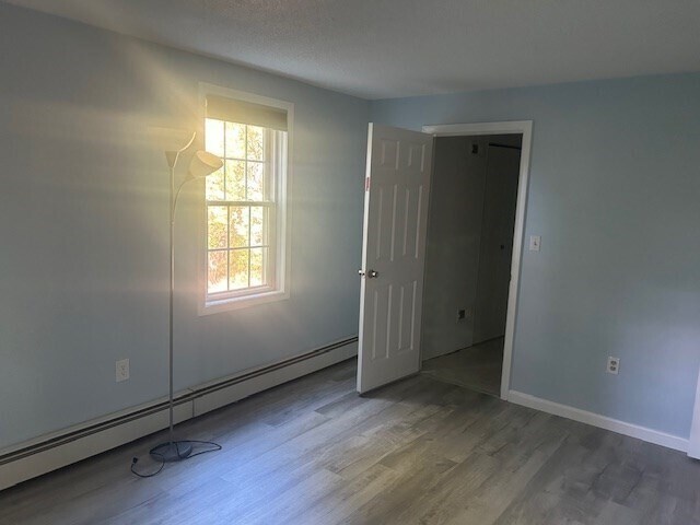 Building Photo - 39 Lantern Ln