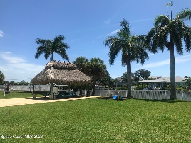 Building Photo - 250 N Banana River Dr